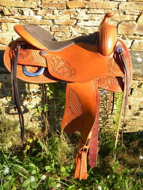 Freemax Western Cow Cognac Round