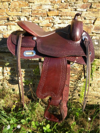 Freemax Western Buffel Round