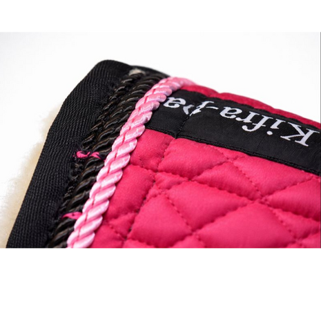 Kifra-pad Square Lamswol Hot Pink Velvet